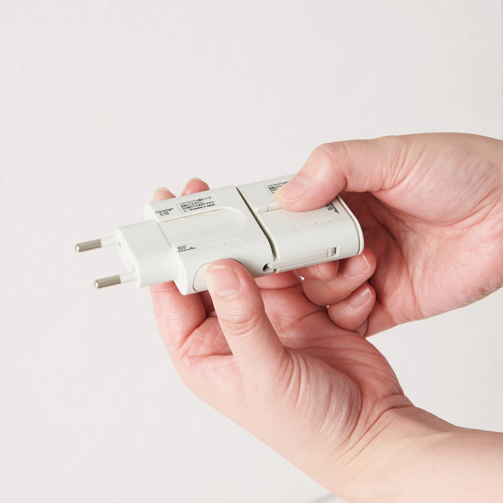 【MUJI 無印良品】旅行用插座轉接頭
